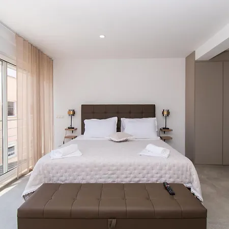 Daire Apartments Villa Ljubas *
