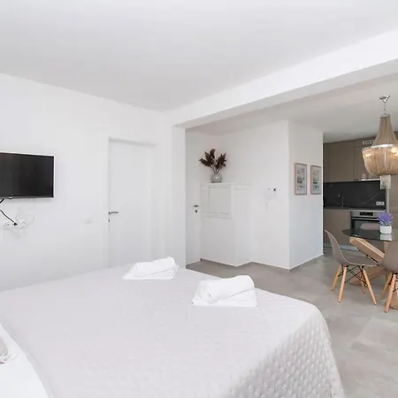 Daire Apartments Villa Ljubas *