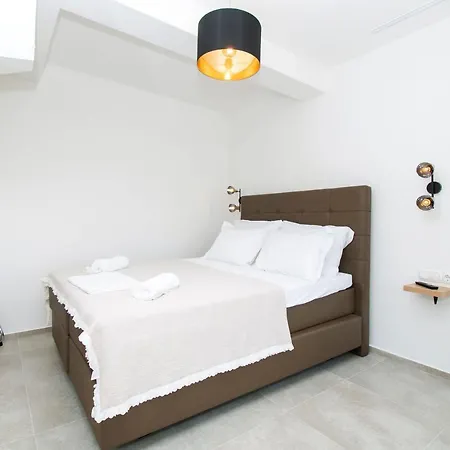 Apartments Villa Ljubas Daire