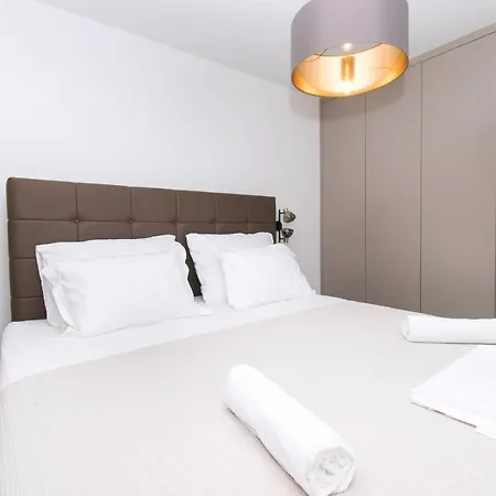 Daire Apartments Villa Ljubas